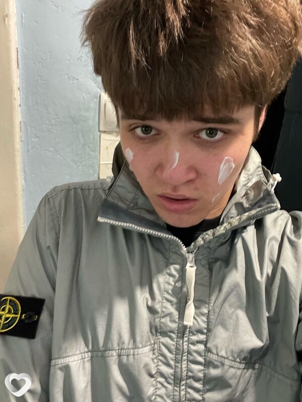 Дмитрий, 19, Санкт-Петербурге — анкета №2760573