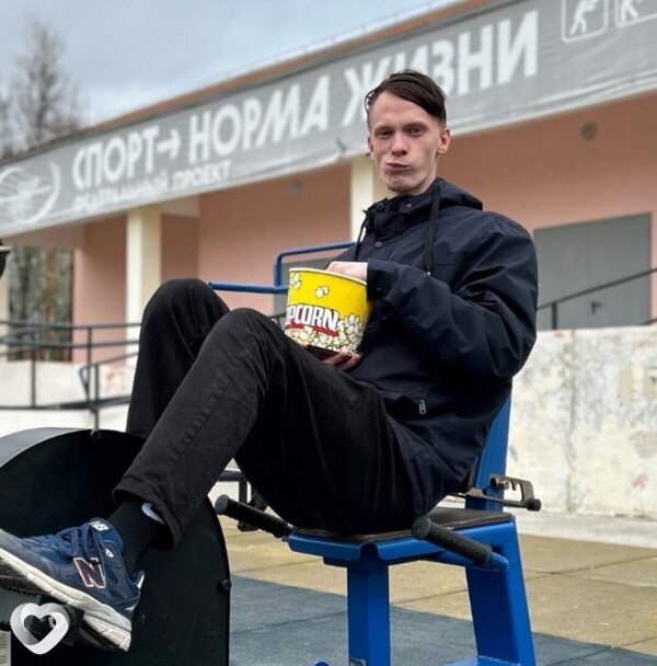 Вадим, 24, Березниках — анкета №2760649