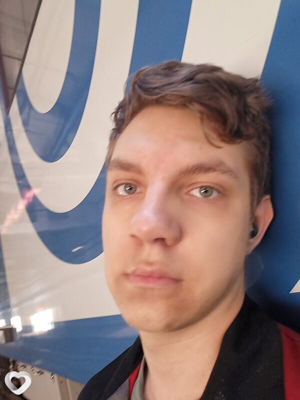 Стас, 19, Москве — анкета №2761378