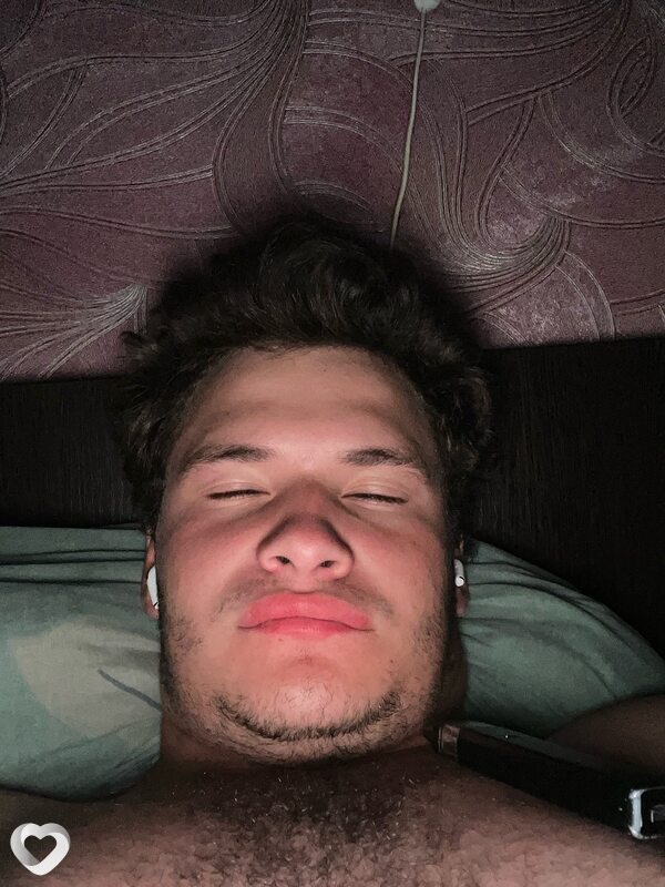 Александр, 19, Ростове-на-Дону — анкета №2762652