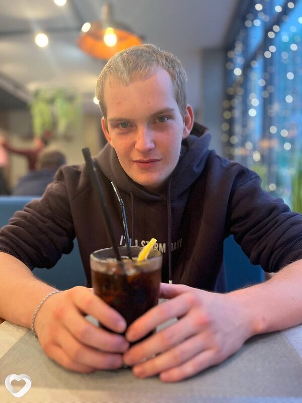Богдан, 22, Санкт-Петербурге — анкета №2762662