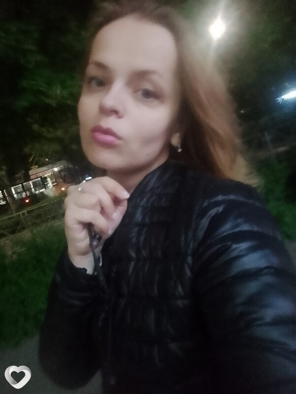 Алёна, 27, Краснодаре — анкета №2763001