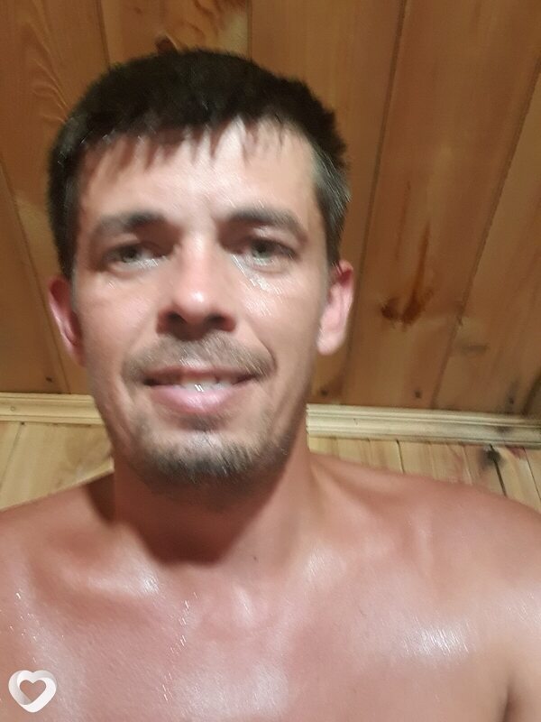 Михаил, 37, Жигулевске — анкета №2763926