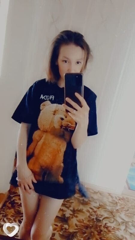Карина, 26, Омске — анкета №2764717