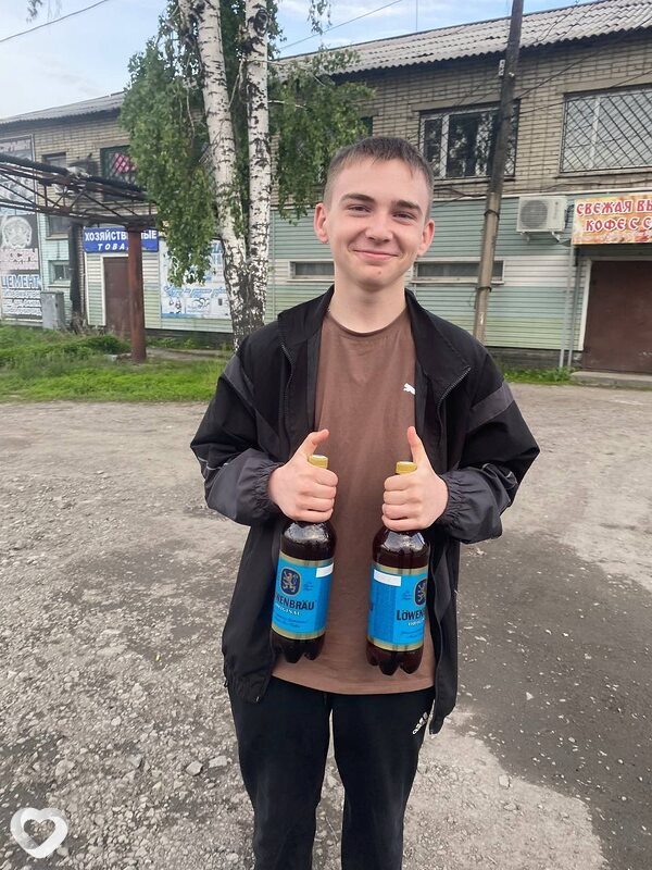 Саша, 19, Новосибирске — анкета №2764899