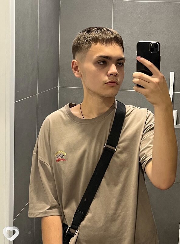 Даниил, 19, Иванове — анкета №2765164
