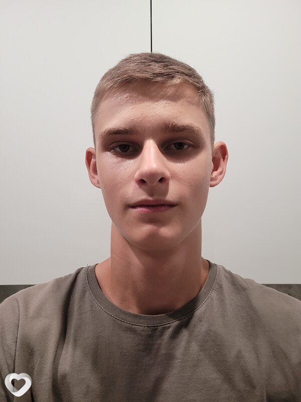 Михаил, 19, Ростове-на-Дону — анкета №2765469