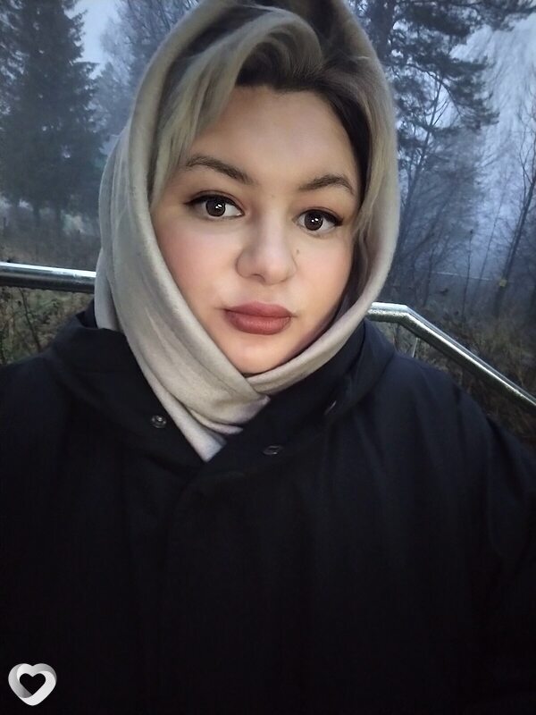 Ульяна, Игра