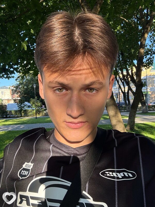 Никита, 19, Александрове — анкета №2765706
