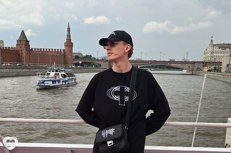 Юра, 21, Москве — анкета №2765798