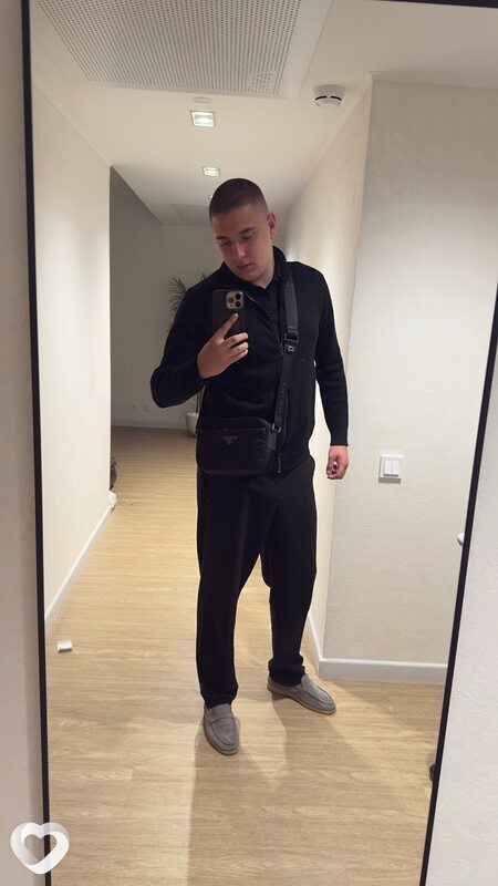 Илья, 21, Белгороде — анкета №2766047