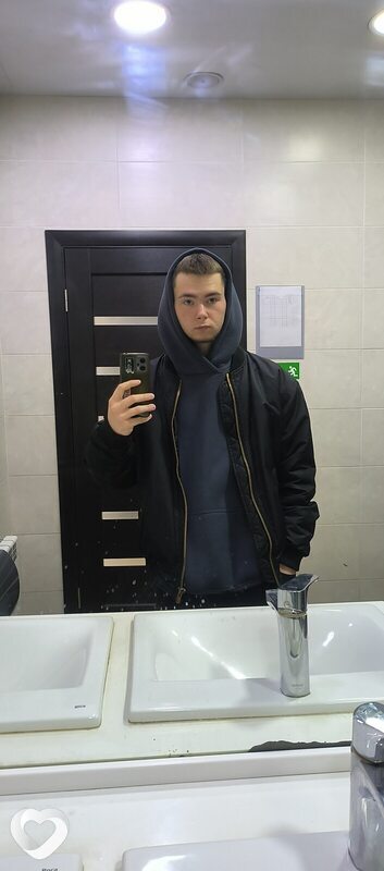 Артём, 20, Симферополе — анкета №2766255