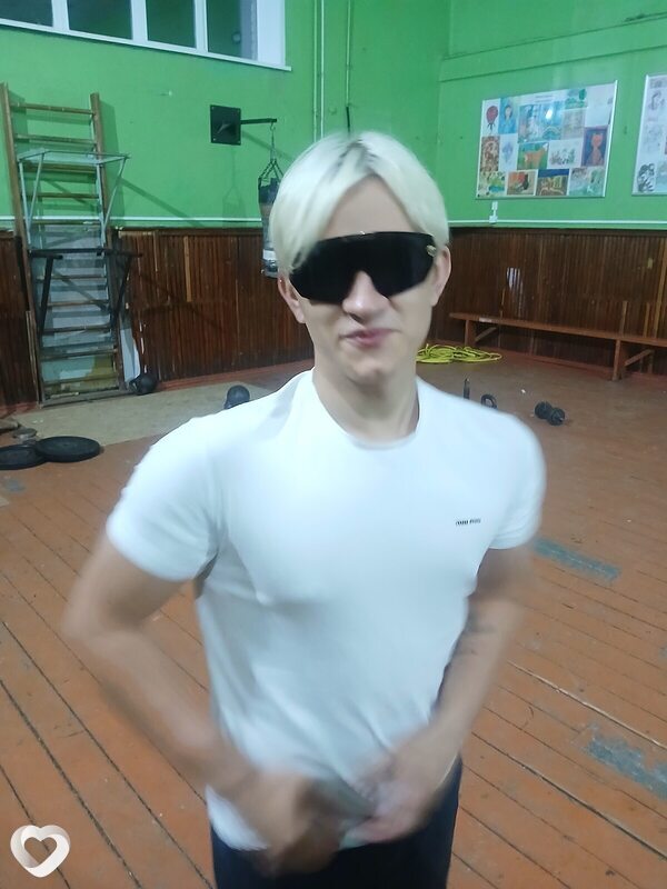 Кирилл, 19, Новозыбкове — анкета №2766193
