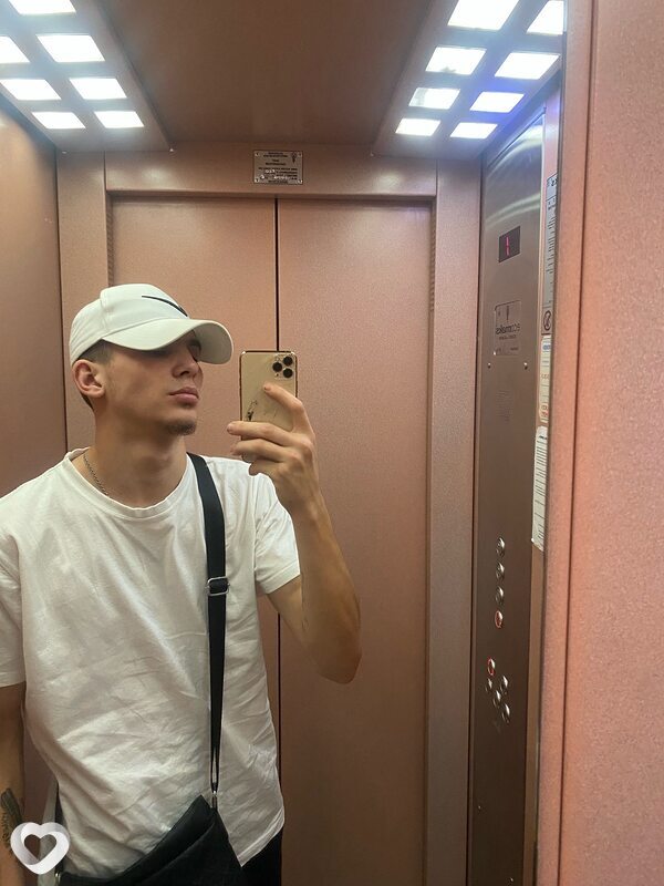Сашка, 21, Электроугли — анкета №2766205