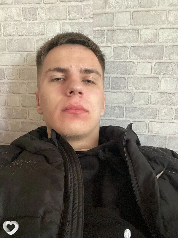 Павел, 23, Твери — анкета №2767277