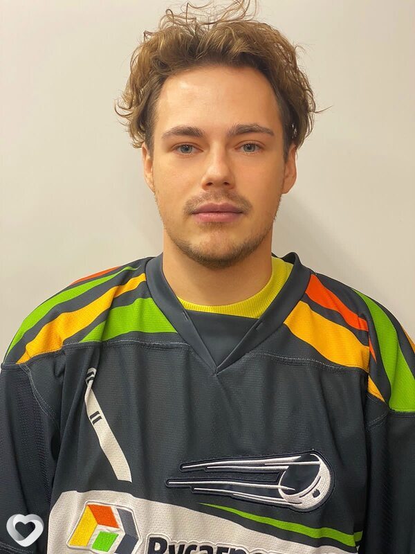 Кирилл, 27, Москве — анкета №2767460
