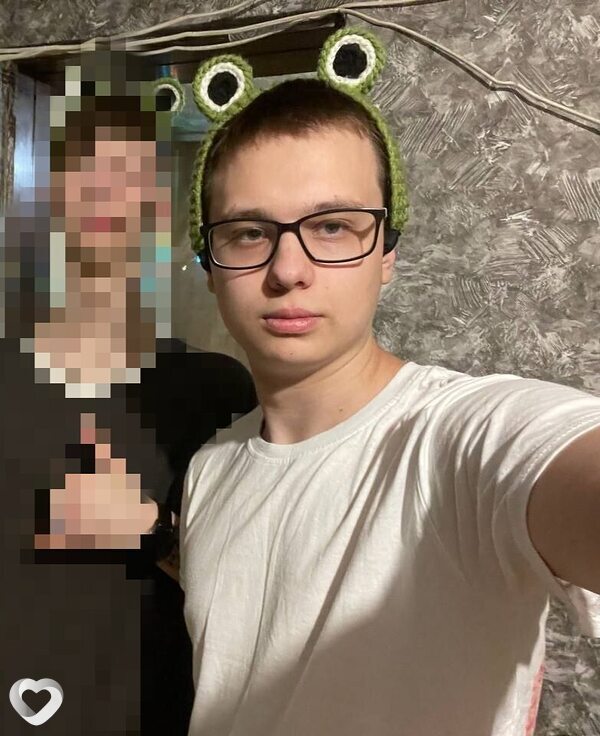 Ёжик, 19, Барнауле — анкета №2767565