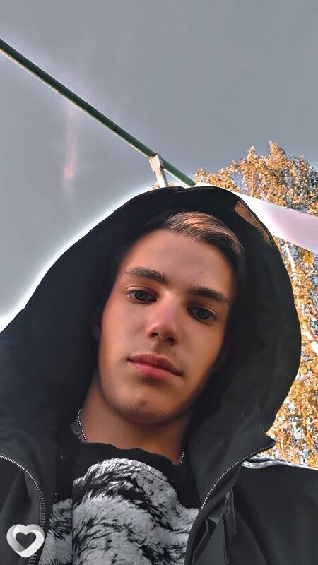 Дмитрий, 18, Мариинске — анкета №2768103