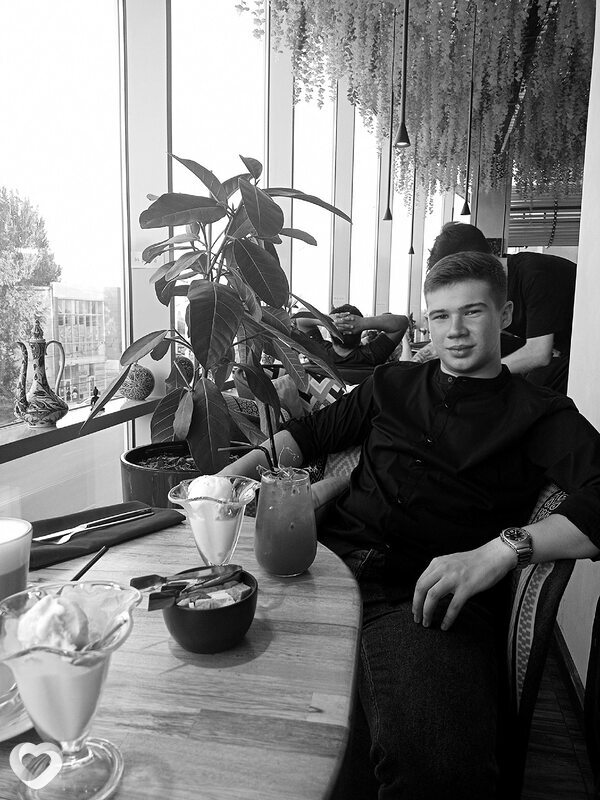 Александр, 23, Ростове-на-Дону — анкета №2768350