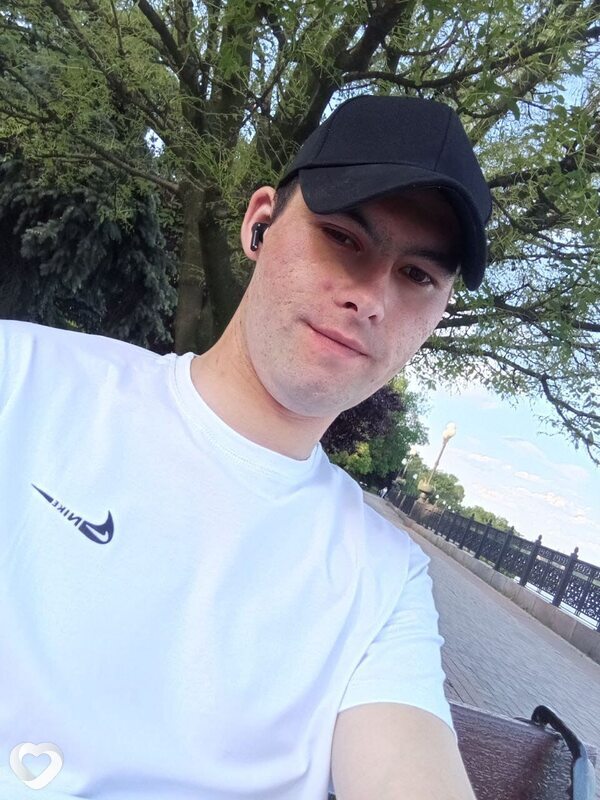 Руслан, 28, Донецке — анкета №2768363