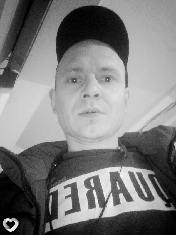 Васек, 42, Санкт-Петербурге — анкета №2769158