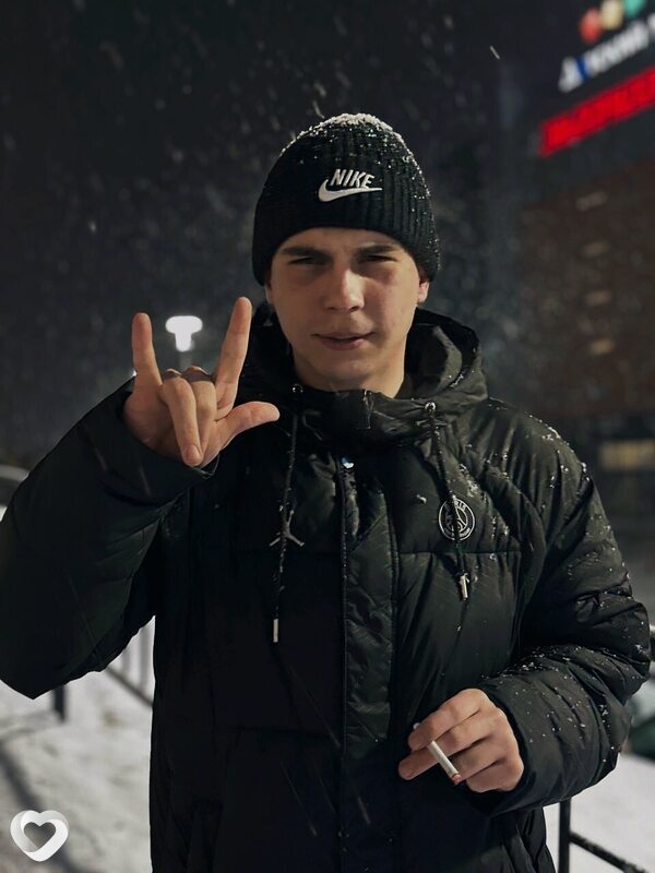 Иван, 23, Новом Уренгое — анкета №2769271