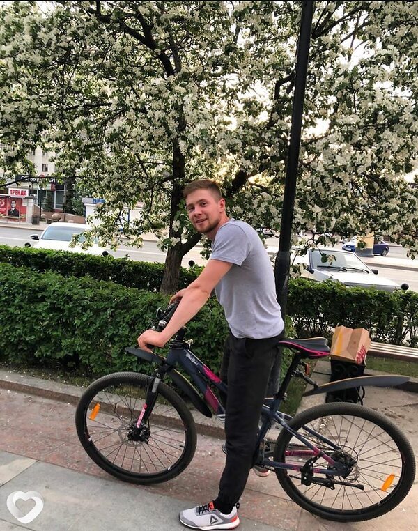 Виктор, 29, Бийске — анкета №2769560