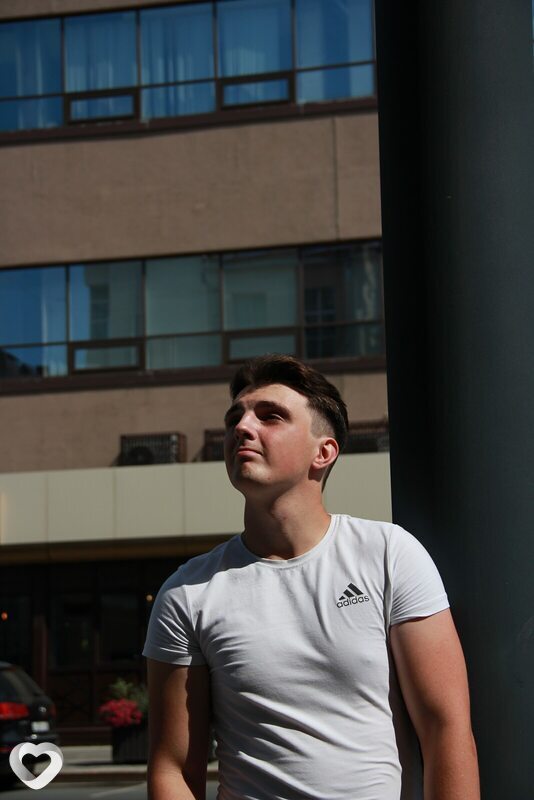 Артем, 23, Уфе — анкета №2769523