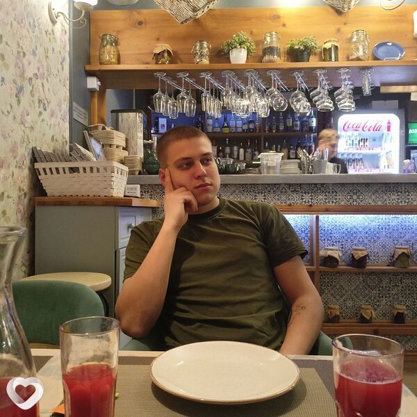 Костя, 26, Москве — анкета №2769499