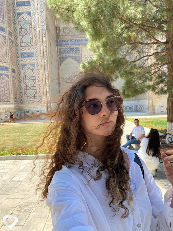 Алина, 19, Саратове — анкета №2769970