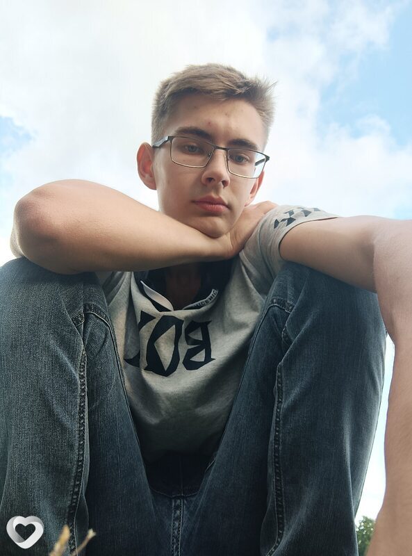 Николай, 21, Калининграде — анкета №2769986