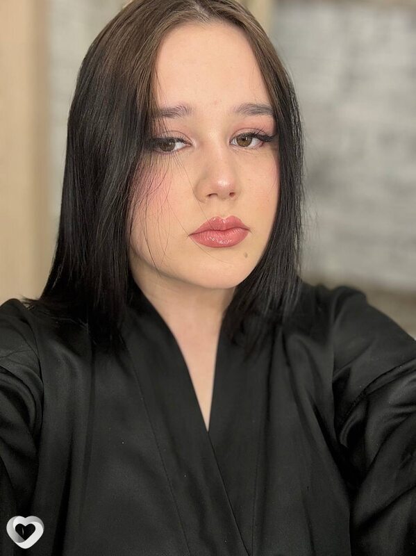 Виктория, 22, Курске — анкета №2770045