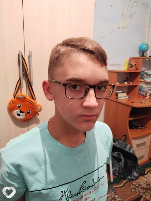 Артур, 19, Омске — анкета №2770620