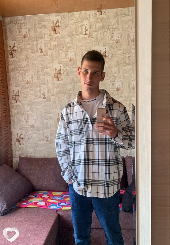 Денис, 23, Ярославле — анкета №2770769