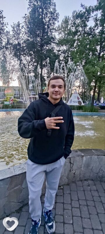 Дмитрий, 24, Бийске — анкета №2770175