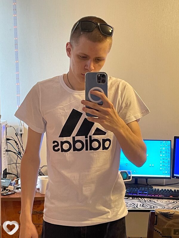 Данил, 20, Коломне — анкета №2770761