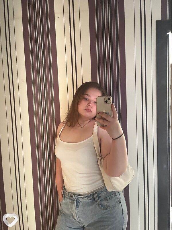 Юля, 20, Мозыре — анкета №2771447