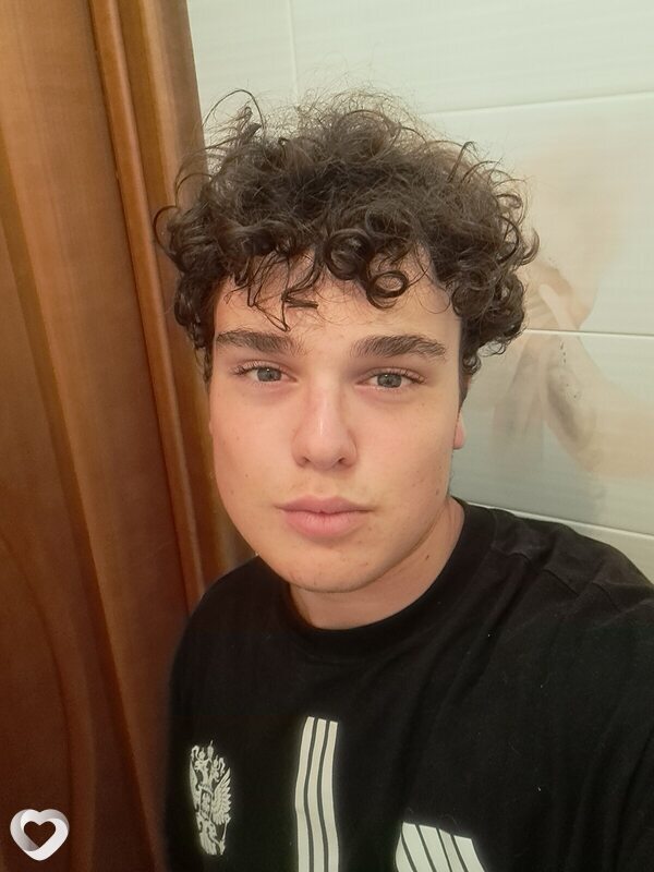 Владимир, 19, Туапсе — анкета №2771482