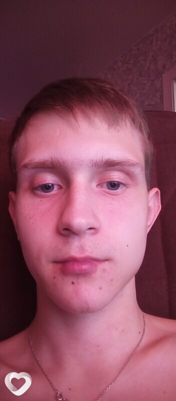 Илья, 20, Пскове — анкета №2771464