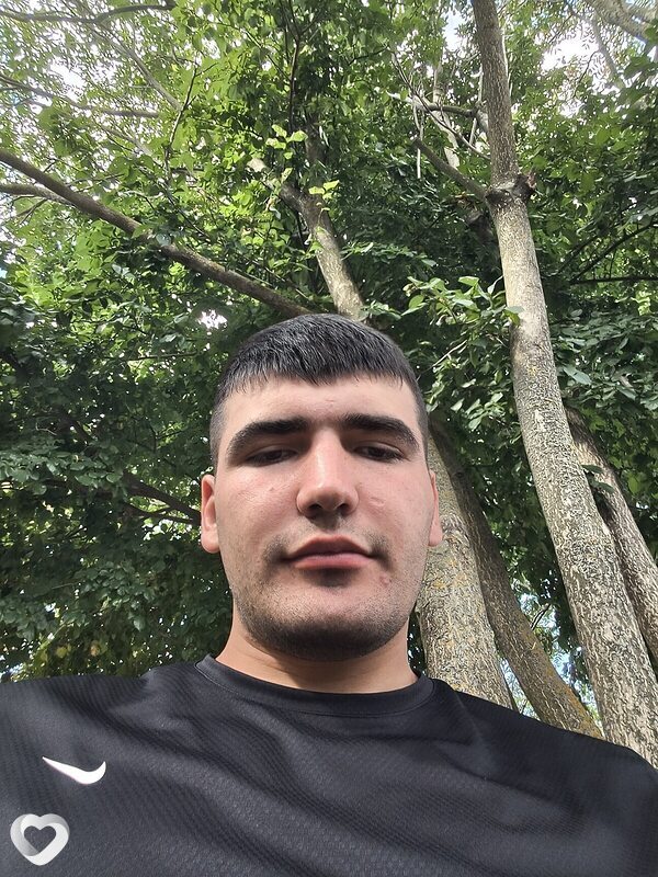 Мурад, 24, Бердянске — анкета №2772135