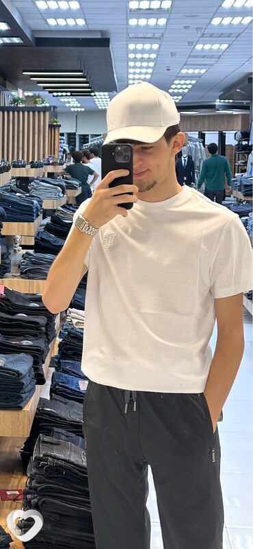 Anzor, 20, Душанбе — анкета №2772168