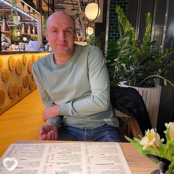 Олег, 31, Москве — анкета №2772576