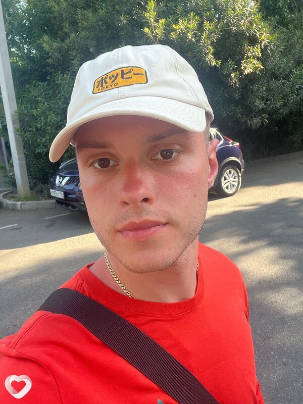 Даниил, 24, Великом Новгороде — анкета №2772643