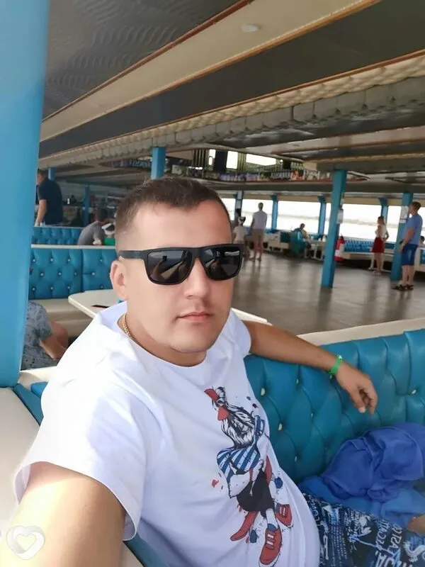 Александр, 38, Бийске — анкета №2772687