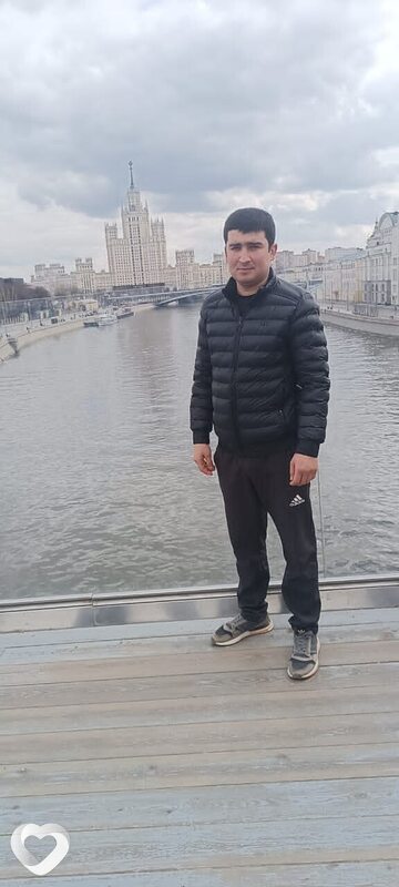 Огабек, Москва