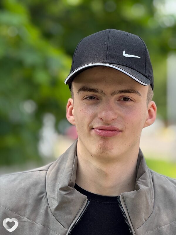 Илья, 22, Лиде — анкета №2773589