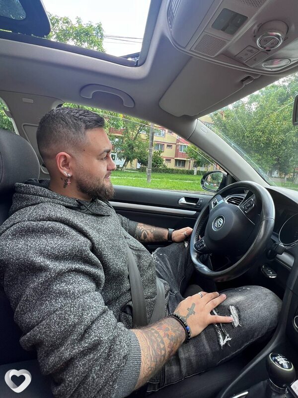 Leo, Reșița