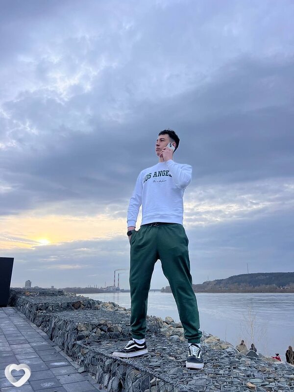 Дмитрий, 19, Кемерове — анкета №2775824