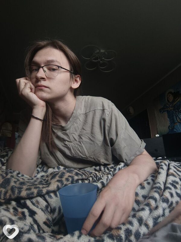 Илья, 22, Омске — анкета №2774029