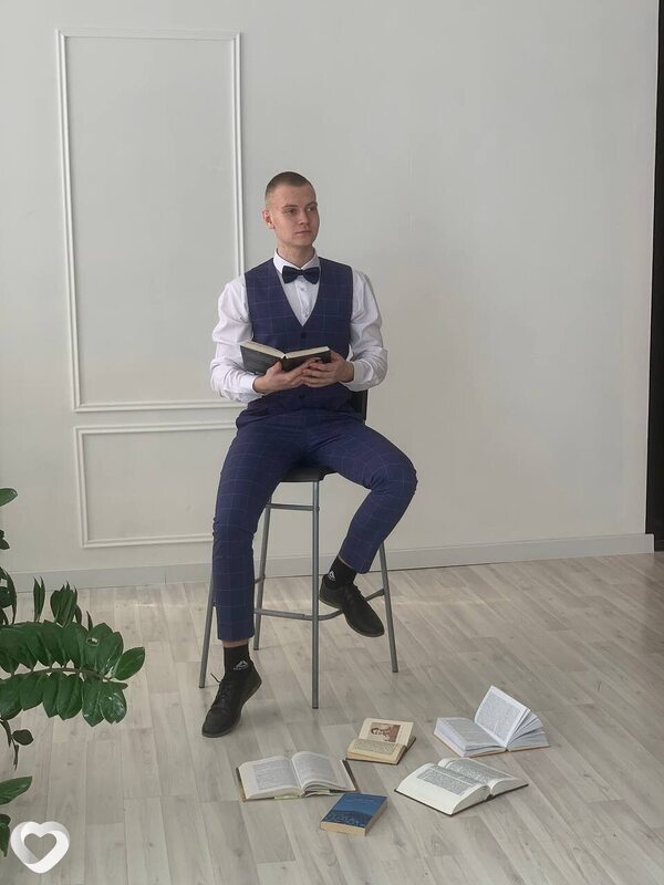 Вадим, 19, Бердске — анкета №2774242